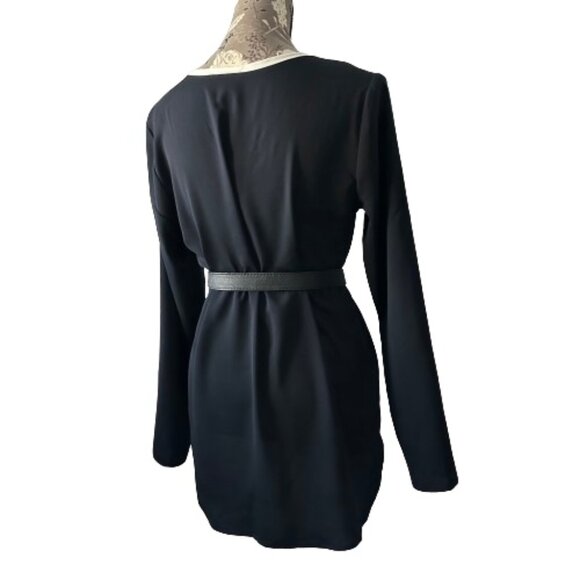 Ann Taylor Women's Small Black & White Long Sleeves Pullover V-neck Blouse Top - Picture 7 of 15